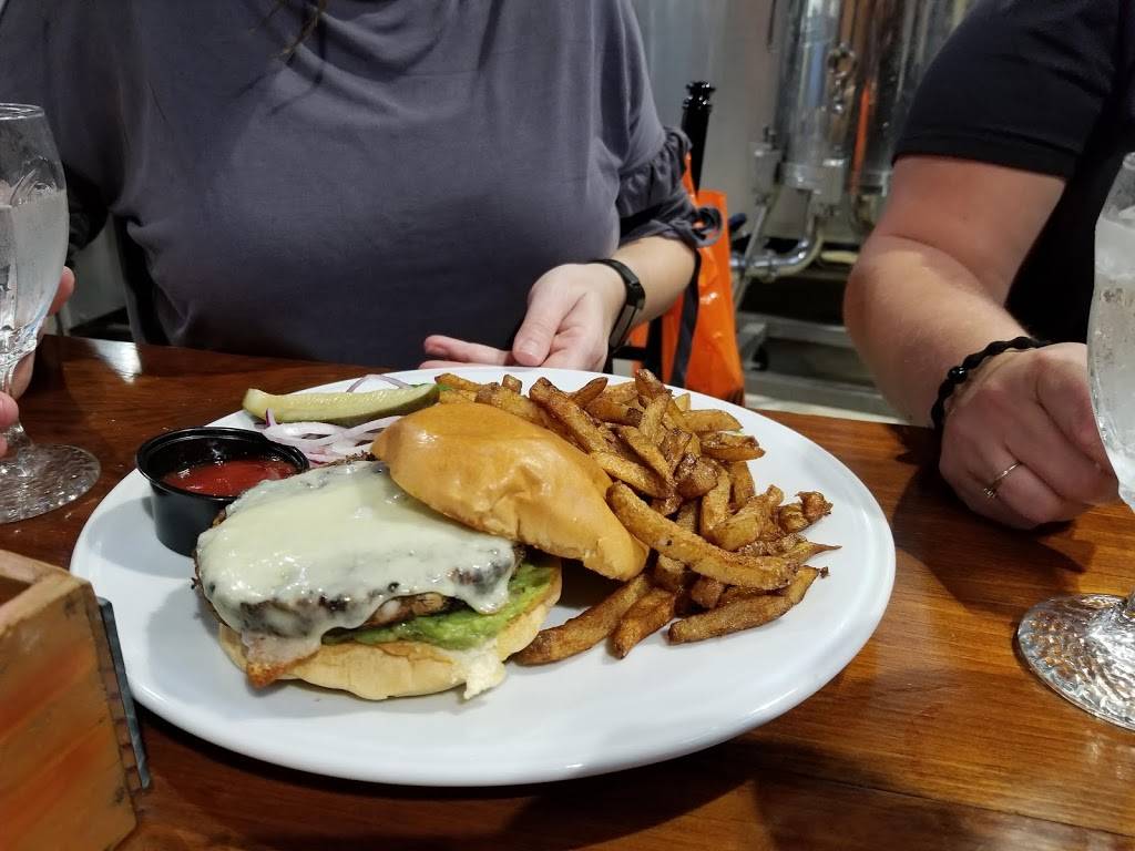 Wyndridge farm | restaurant | 970, 800 PA-214, Dallastown, PA 17313, USA | 7172449900 OR +1 717-244-9900