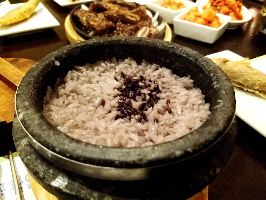 Tofu House 1962 Korean Restaurant | restaurant | 2353 S Havana St #D1, Aurora, CO 80014, USA | 3037512840 OR +1 303-751-2840