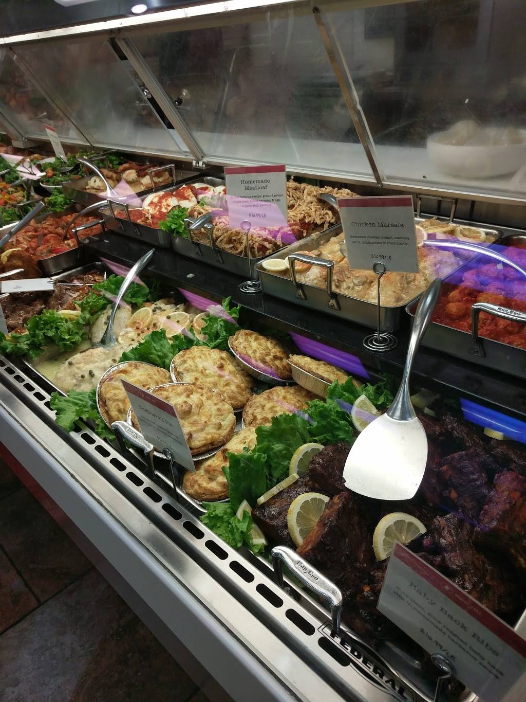 Carlinos Specialty Foods | restaurant | 128 Market St, West Chester, PA 19382, USA | 6106494046 OR +1 610-649-4046