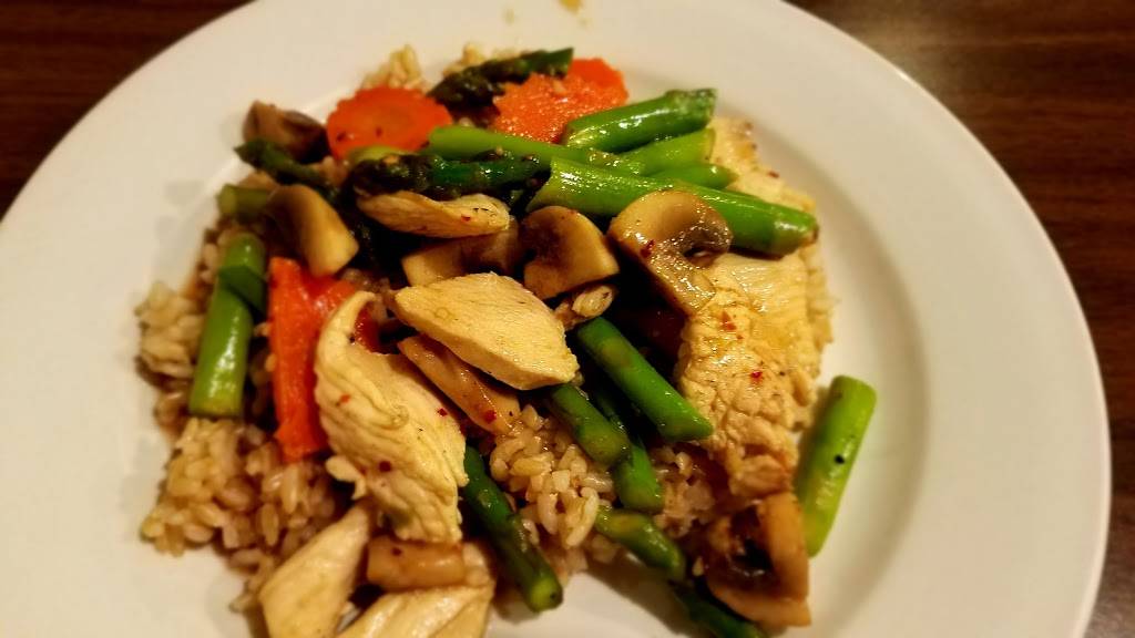 Sukhothai Thai Cuisine | restaurant | 8102 Market Pl Ln, Cincinnati, OH 45242, USA | 5139780281 OR +1 513-978-0281