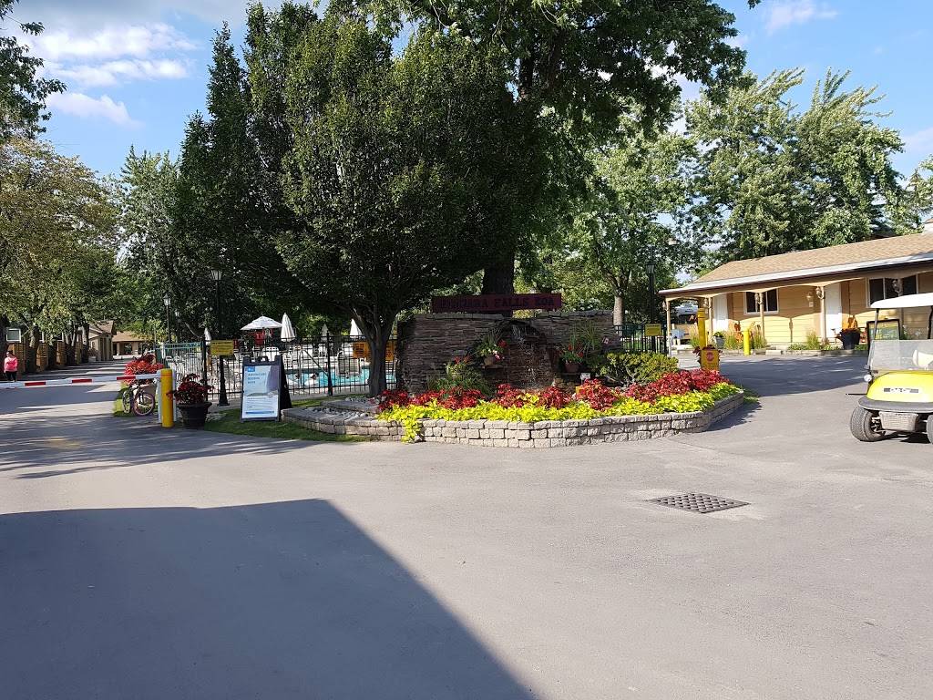 K O A Campgrounds Restaurant | restaurant | 8625 Lundys Ln, Niagara Falls, ON L2H 1H5, Canada | 2892966453 OR +1 289-296-6453