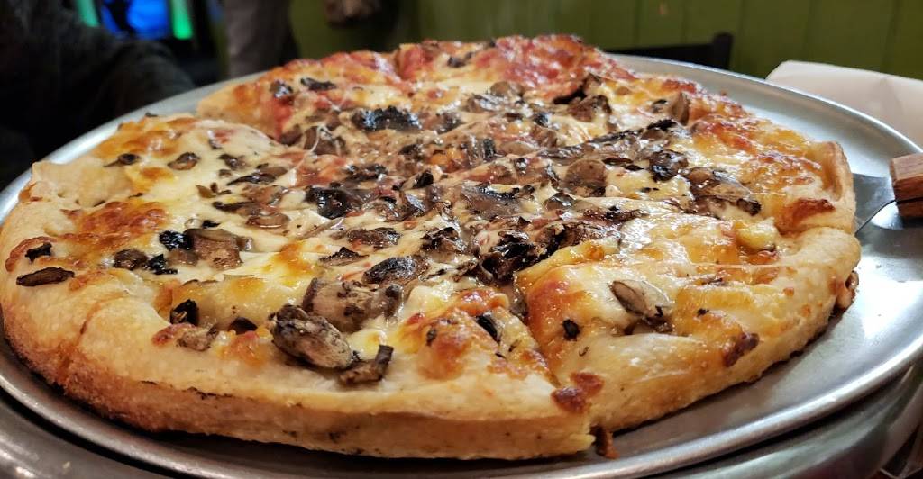 Tonis Pizza House | restaurant | 4320 Holland Road, Virginia Beach, VA 23452, USA | 7573402851 OR +1 757-340-2851