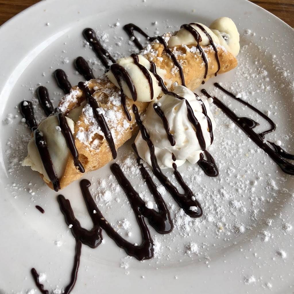 Ricciardis Italian Table | restaurant | 3660 Kiessel Rd, The Villages, FL 32163, USA | 3523919939 OR +1 352-391-9939