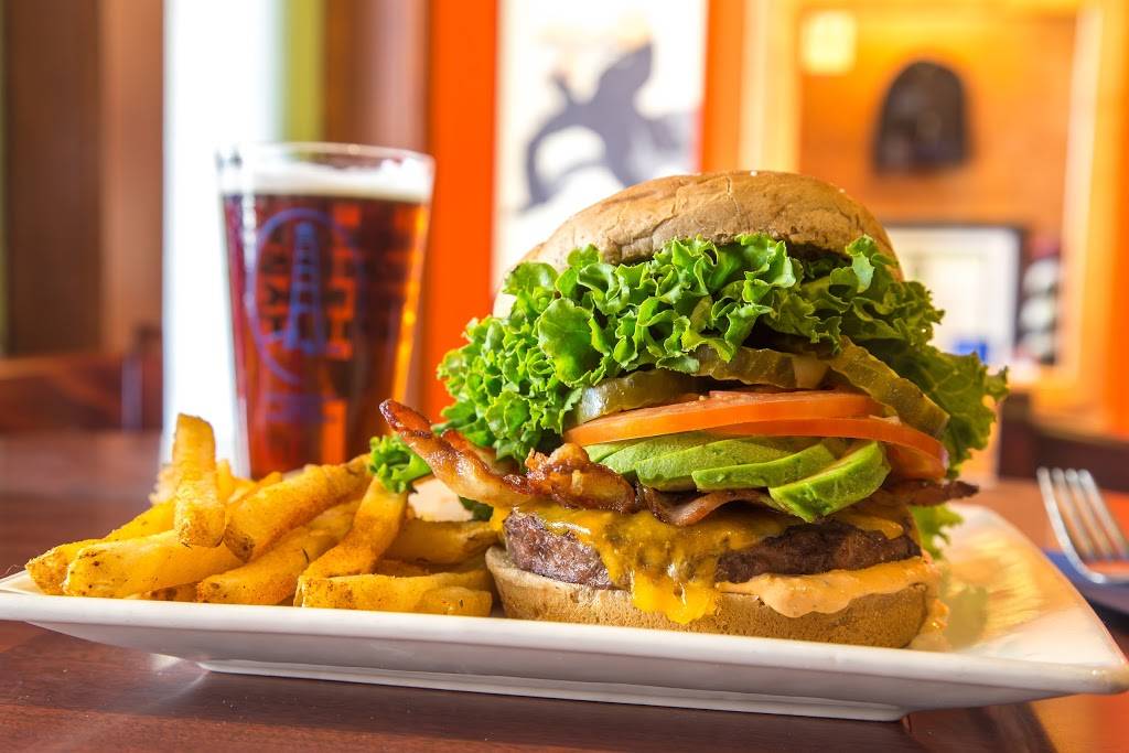 Anacapa Brewing Company | restaurant | 472 E Main St, Ventura, CA 93001, USA | 8056432337 OR +1 805-643-2337