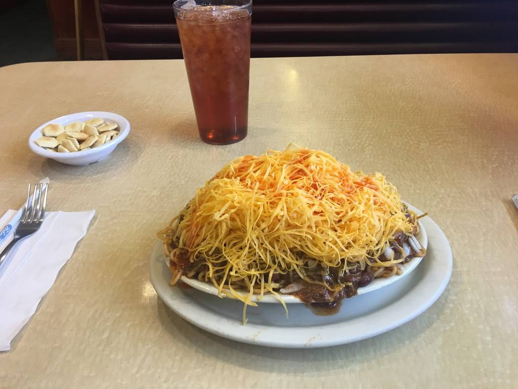 Skyline Chili | restaurant | 2799 Rombach Ave, Wilmington, OH 45177, USA | 9373827000 OR +1 937-382-7000