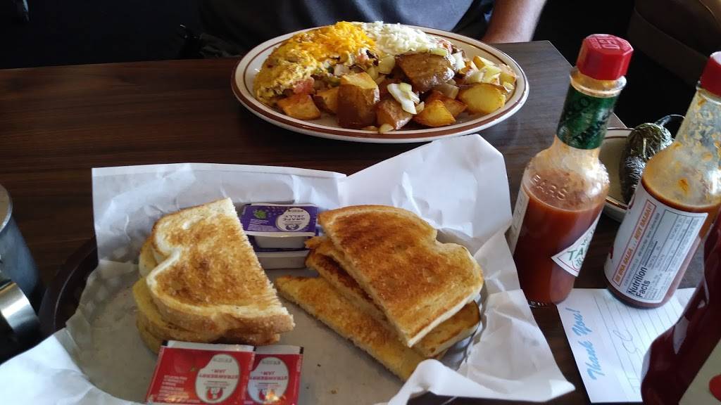 Eggies Restaurant | cafe | 1650 Fulton Ave, Sacramento, CA 95825, USA | 9164884356 OR +1 916-488-4356