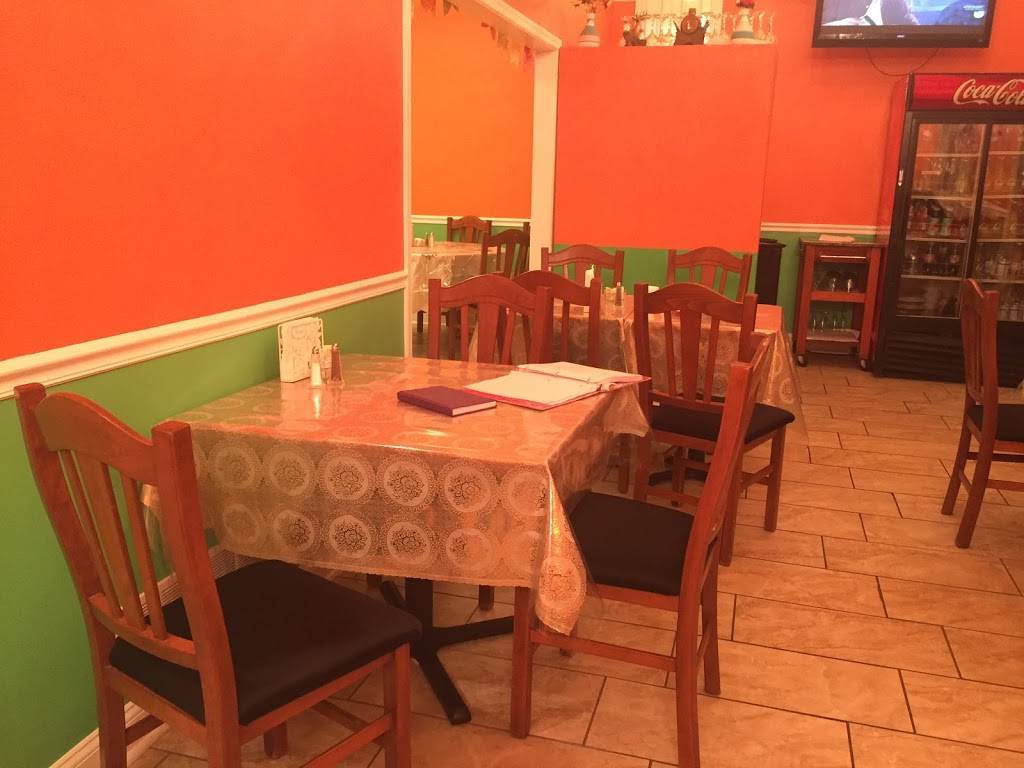 Los Tres Domínguez | restaurant | 288 Lancaster Ave, Malvern, PA 19355, USA | 4843208446 OR +1 484-320-8446