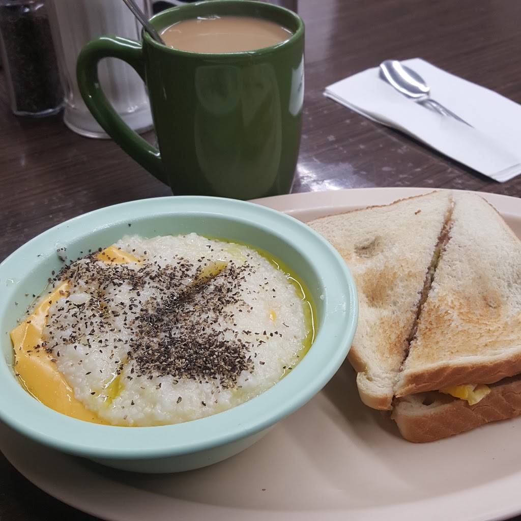 Feed Bag Carry-Out | restaurant | 3718 Old Silver Hill Rd, Suitland, MD 20746, USA | 3014235655 OR +1 301-423-5655