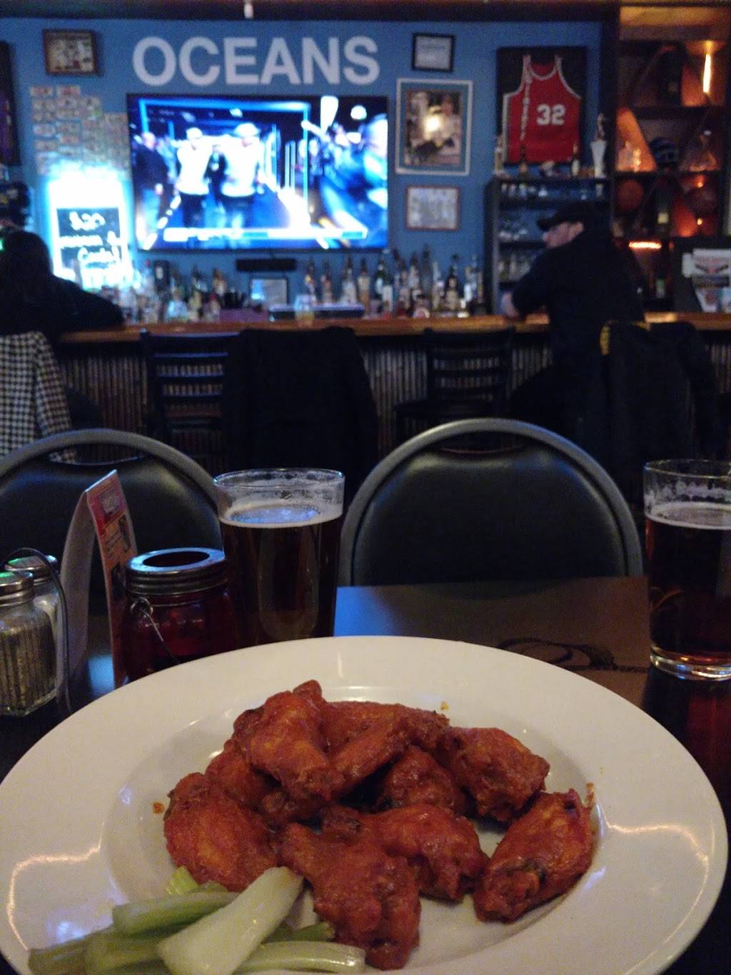 Oceans Sports & Seafood | restaurant | 46 Millpond Pkwy, Monroe, NY 10950, USA | 8452382189 OR +1 845-238-2189