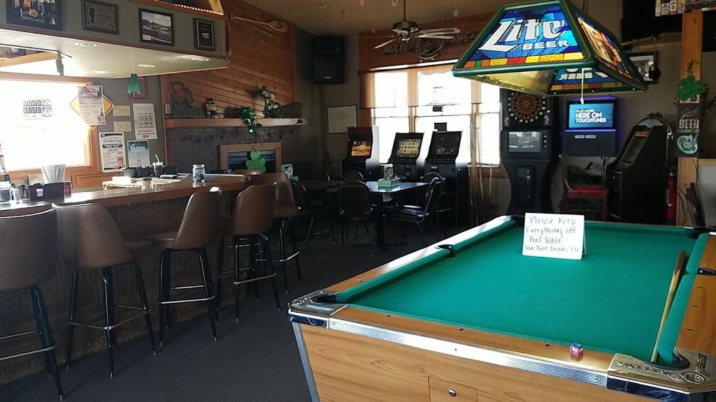 Lindas Lookout | restaurant | N8004 Co Rd A, Watertown, WI 53094, USA | 9206992137 OR +1 920-699-2137