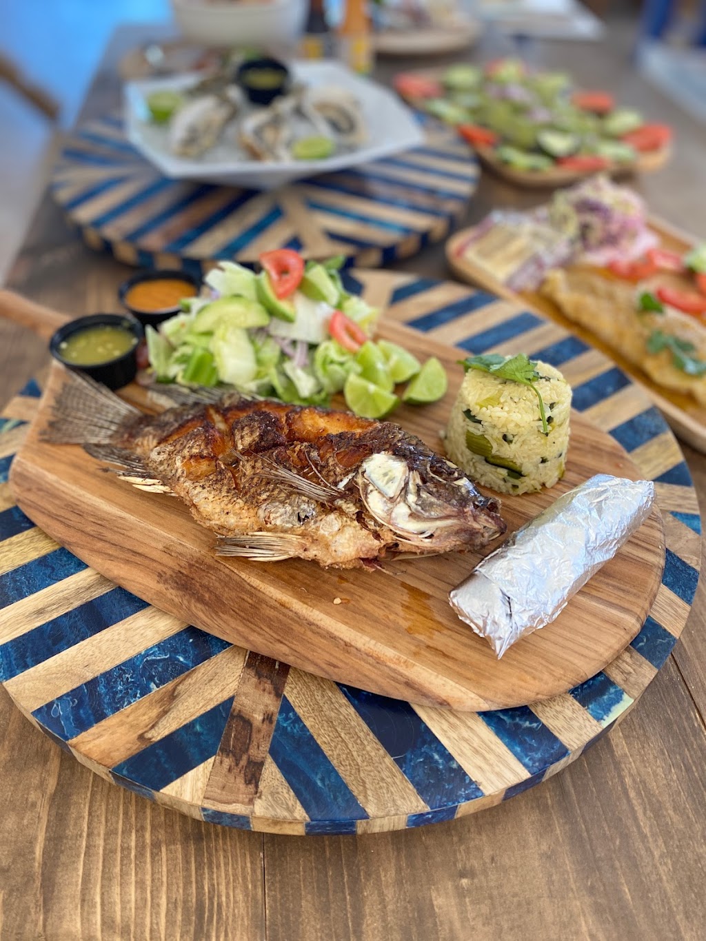 Coco Beach Presents | restaurant | 2300 Pacific Coast Hwy, Long Beach, CA 90804, USA | 5624445585 OR +1 562-444-5585