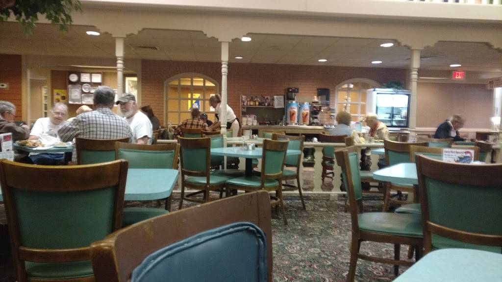 S&S Cafeteria | restaurant | 4808 Kingston Pike, Knoxville, TN 37919, USA | 8655845191 OR +1 865-584-5191