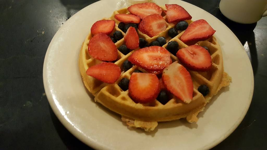 Three Star | restaurant | 1611 Avenue U, Brooklyn, NY 11229, USA | 7183364195 OR +1 718-336-4195