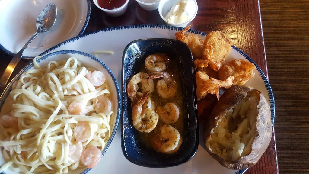 Red Lobster | restaurant | 9415 Pineville-Matthews Rd, Pineville, NC 28134, USA | 7045410021 OR +1 704-541-0021