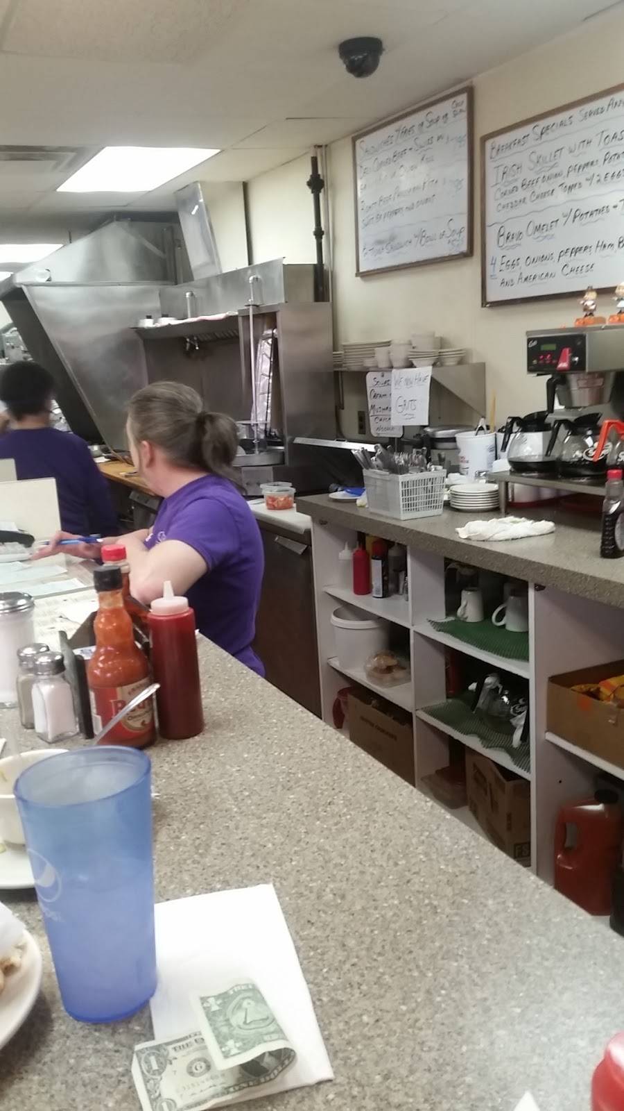 Cozy Grill Cafe | restaurant | 23594 Hoover Rd, Warren, MI 48089, USA | 5867575444 OR +1 586-757-5444