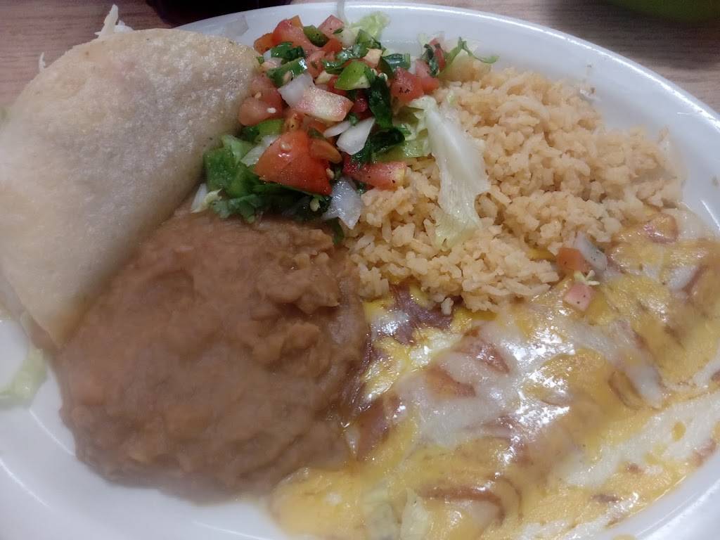 El Chaparral Grill | restaurant | 324 E McKinney St #102, Denton, TX 76201, USA | 9402431313 OR +1 940-243-1313