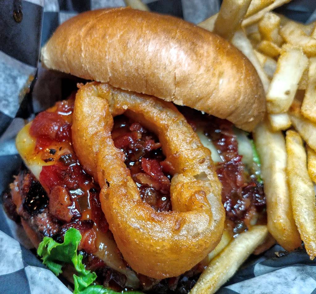 Horseshoes Kentucky Grill & Saloon | restaurant | 1987 North Broadway Road, Lexington, KY 40505, USA | 8592945164 OR +1 859-294-5164