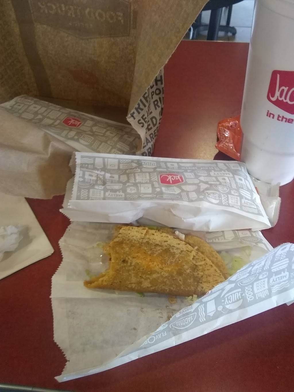 Jack in the Box | restaurant | 2120 S Interstate 35, Round Rock, TX 78681, USA | 5123882409 OR +1 512-388-2409