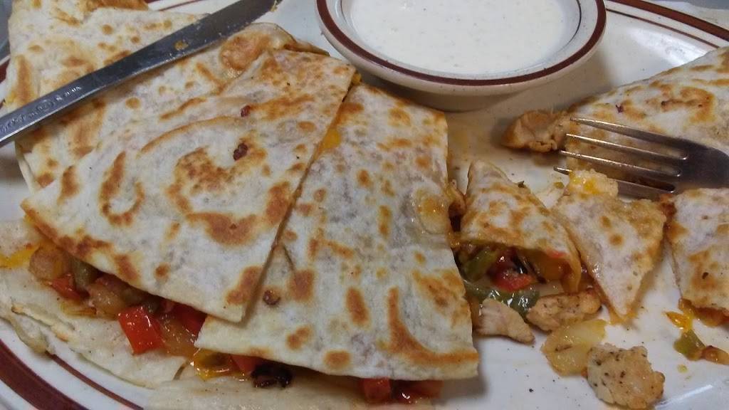 Lake Breeze Restaurant | restaurant | 35450 Jefferson Ave, Harrison Charter Township, MI 48045, USA | 5867911780 OR +1 586-791-1780