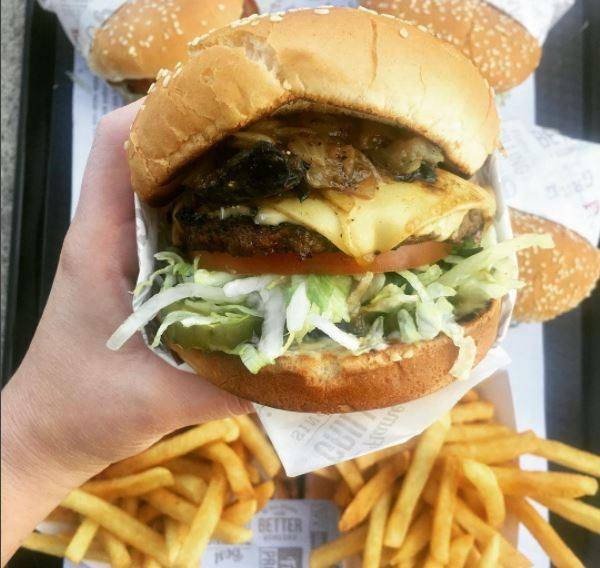 The Habit Burger Grill | restaurant | 1801 McHenry Ave Ste D, Modesto, CA 95350, USA | 2095711382 OR +1 209-571-1382