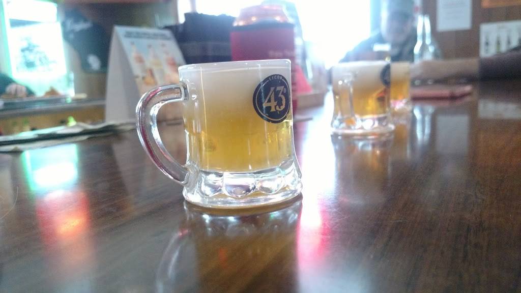 3 Mile Corner | restaurant | N7297 State Hwy 13, Phillips, WI 54555, USA | 7153393665 OR +1 715-339-3665