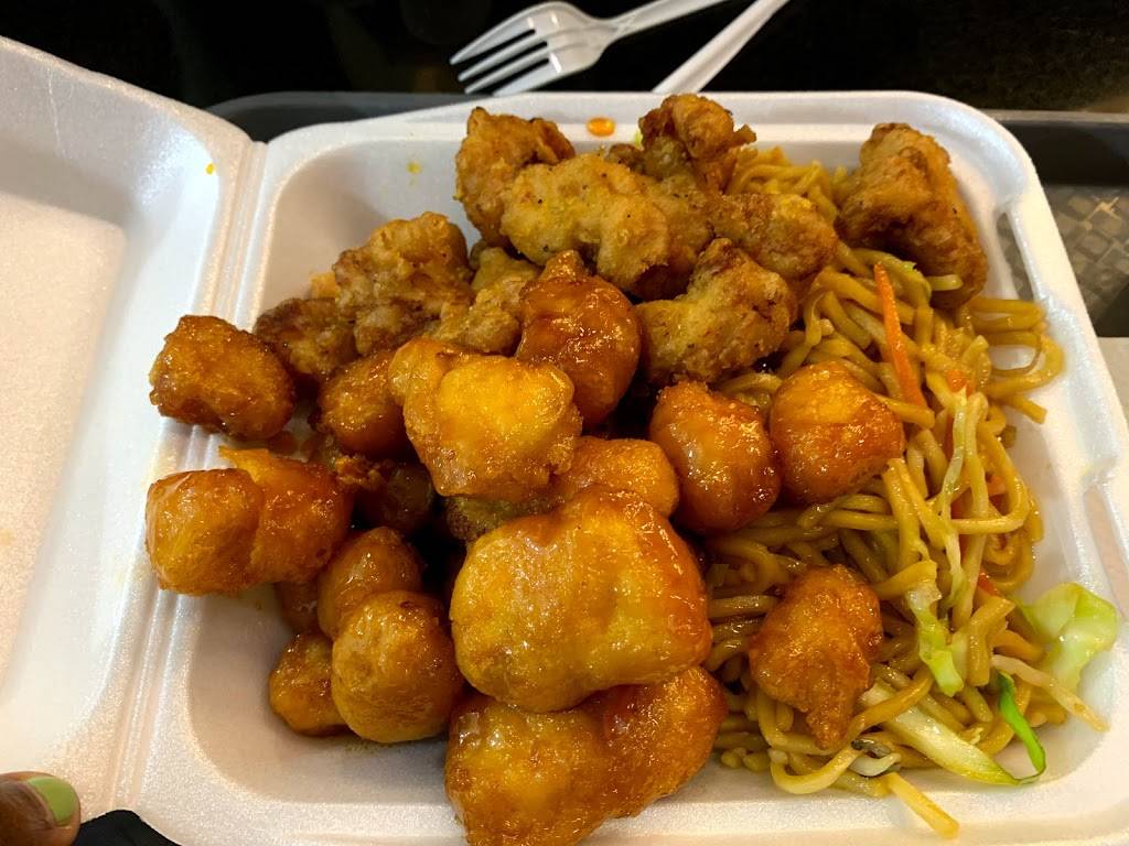 Ruby Thai Kitchen | restaurant | 4545 La Jolla Village Dr, San Diego, CA 92122, USA | 8586589901 OR +1 858-658-9901