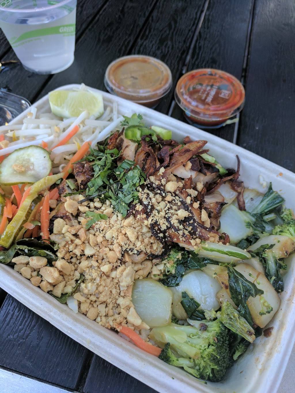 Asian Box | restaurant | 142 Castro St, Mountain View, CA 94041, USA | 6505843947 OR +1 650-584-3947