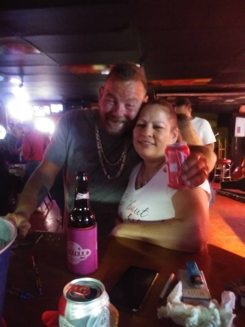 Slays Bar & Grills | restaurant | 1239 Barbara Mae St, Houston, TX 77015, USA | 2819742894 OR +1 281-974-2894