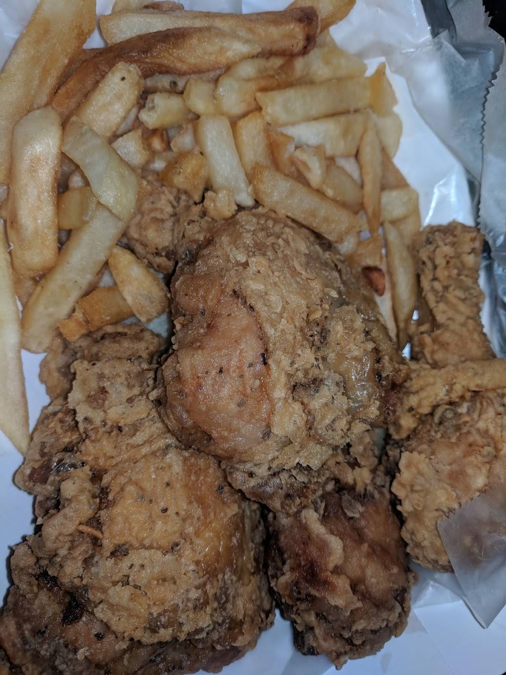 Taste Chicago style chicken | restaurant | 909 Lincoln Ave suite B, Charleston, IL 61920, USA | 2173452500 OR +1 217-345-2500