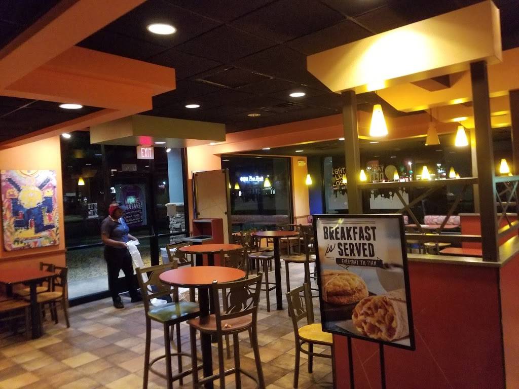 Taco Bell | meal takeaway | 7620 W Hillsborough Ave, Tampa, FL 33615, USA | 8138864141 OR +1 813-886-4141