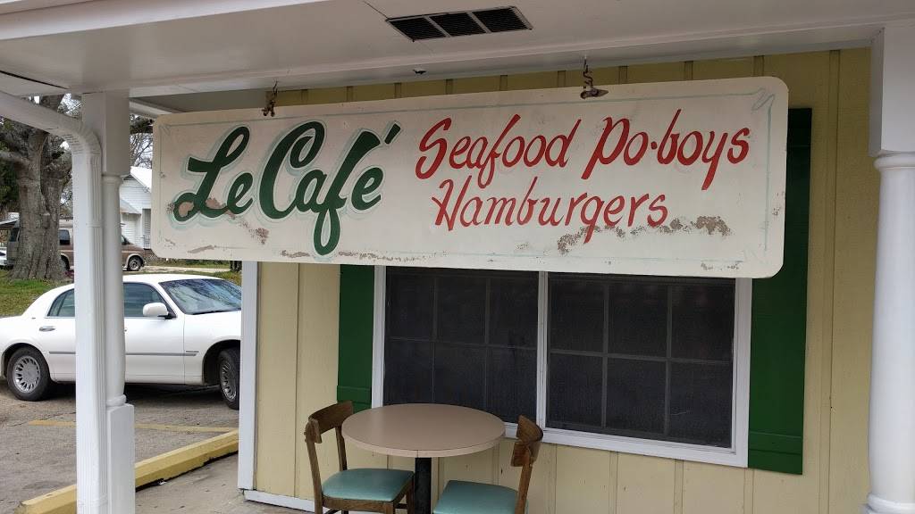 Le Cafe | cafe | 124 Rees St, Breaux Bridge, LA 70517, USA | 3373322500 OR +1 337-332-2500