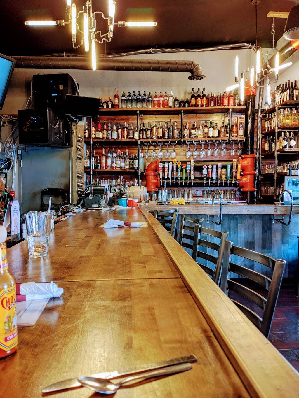 Tap On The Rocks | restaurant | 408 Bear Creek Ave, Morrison, CO 80465, USA | 7202165613 OR +1 720-216-5613