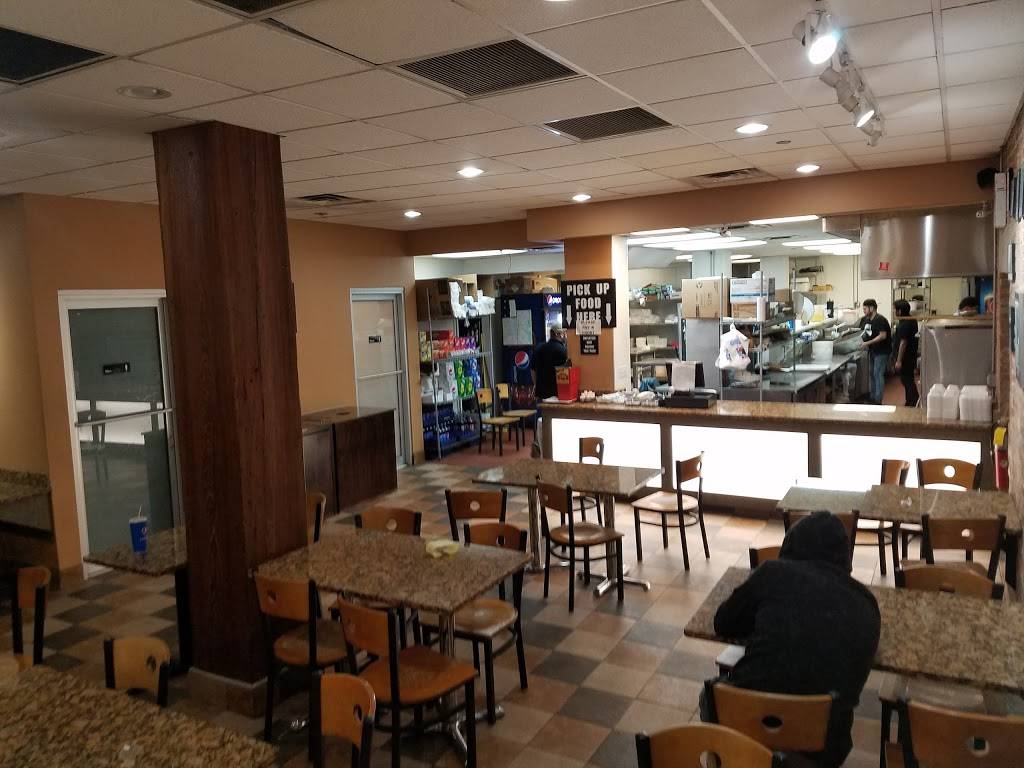 Phillys Best | meal takeaway | 769 W Jackson Blvd, Chicago, IL 60661, USA | 3127159800 OR +1 312-715-9800