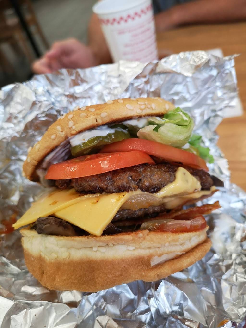 Five Guys | meal takeaway | 8324 International Dr, Orlando, FL 32819, USA | 4077302339 OR +1 407-730-2339