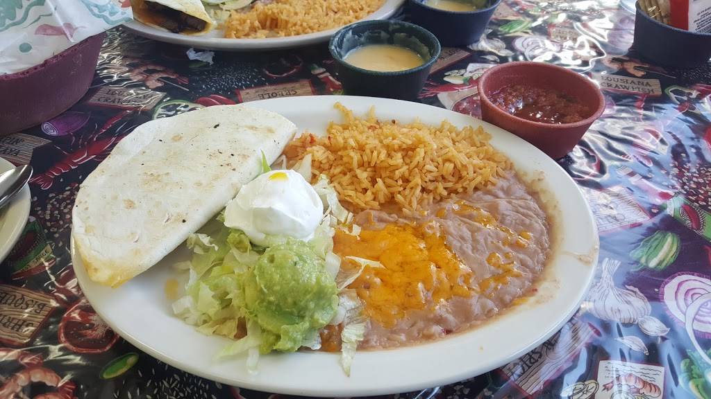 Chelinos Mexican Restaurant | restaurant | 1605 N Meridian Ave, Oklahoma City, OK 73127, USA | 4059475611 OR +1 405-947-5611
