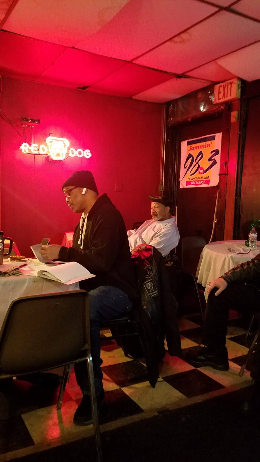 JJ Fish & Chicken | restaurant | 405 W Center St, Milwaukee, WI 53212, USA | 4142699007 OR +1 414-269-9007