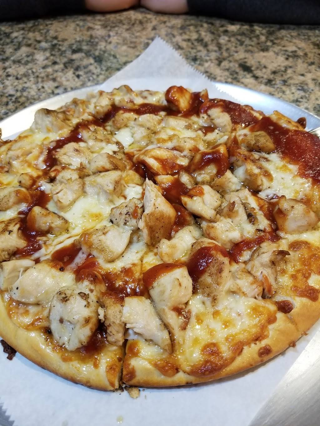 New Haven Style Pizza | restaurant | 18 N Church St, West Chester, PA 19380, USA | 6104365814 OR +1 610-436-5814