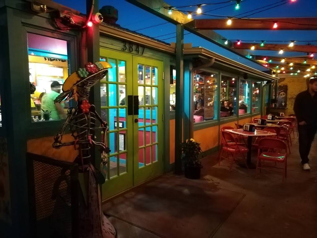 Taqueria La Ventana | restaurant | 3847 Cedar Springs Rd, Dallas, TX 75219, USA | 9724325945 OR +1 972-432-5945