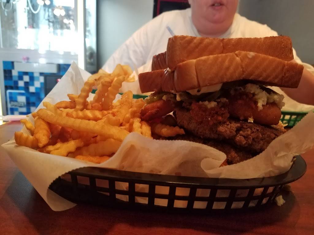 Beach House Grille | restaurant | 211 W Main St, Mayodan, NC 27027, USA | 3364273030 OR +1 336-427-3030