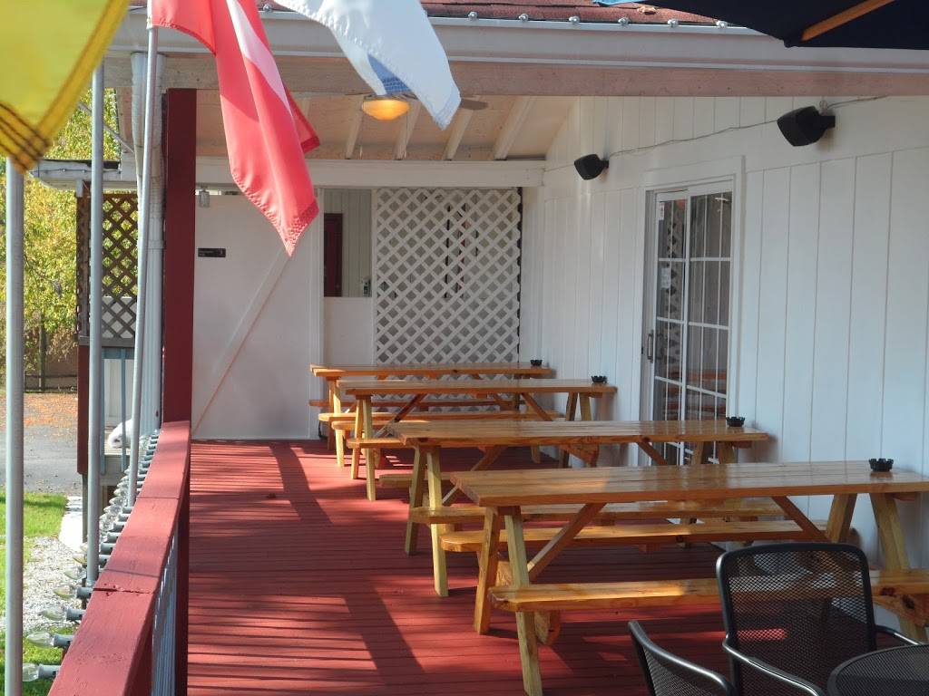 Two Tire Tavern | restaurant | 8735 N Main St, Helen, GA 30545, USA | 7068781002 OR +1 706-878-1002