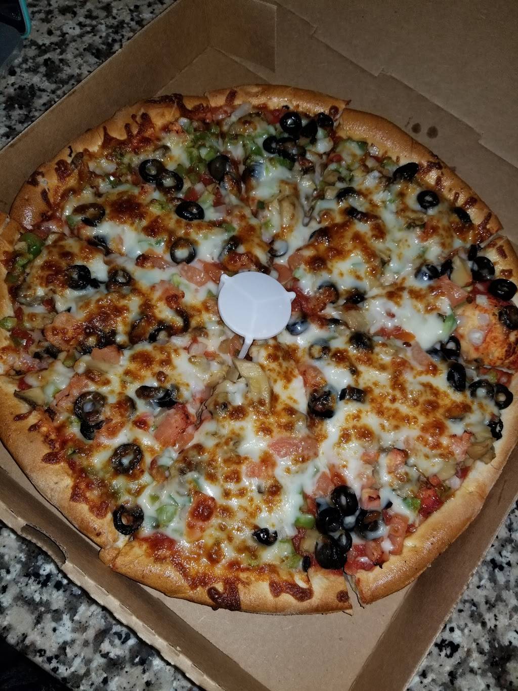 Pizzaville | restaurant | 5201 E US Hwy 36, Avon, IN 46123, USA | 3173868320 OR +1 317-386-8320