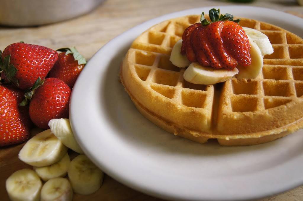 Moms Place Restaurant | restaurant | 4816 N Dale Mabry Hwy, Tampa, FL 33614, USA | 8138752670 OR +1 813-875-2670