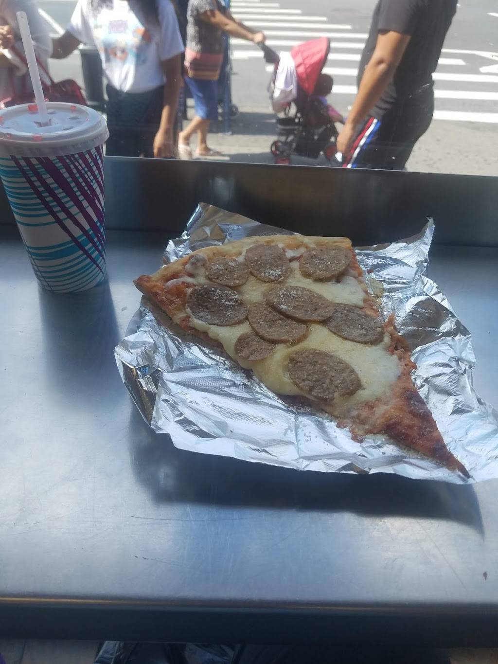 Best Italian Pizza | restaurant | 202 E Fordham Rd, Bronx, NY 10458, USA | 7185625806 OR +1 718-562-5806