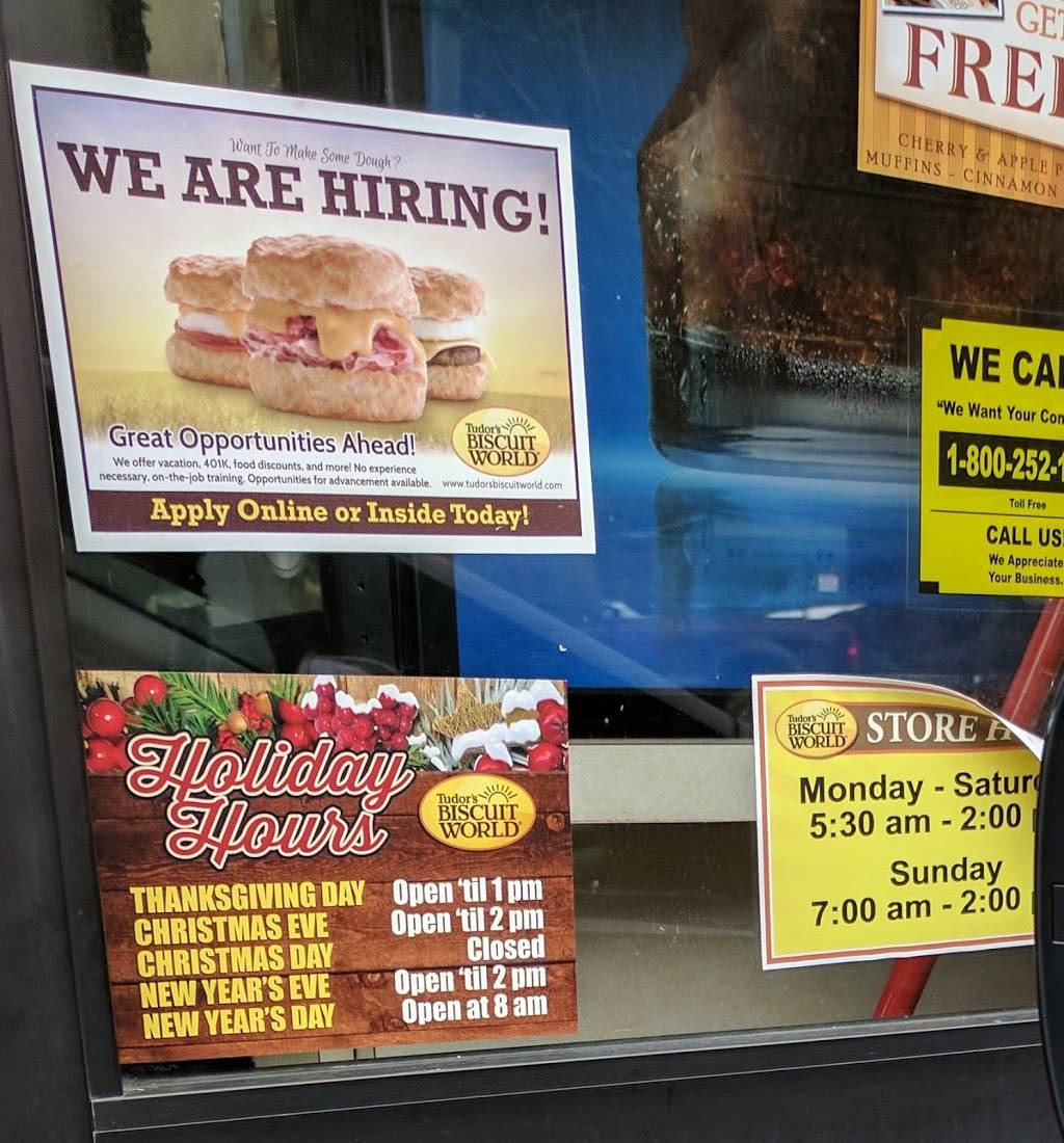 Tudors Biscuit World | restaurant | 113 W Main St, St Albans, WV 25177, USA | 3047222007 OR +1 304-722-2007