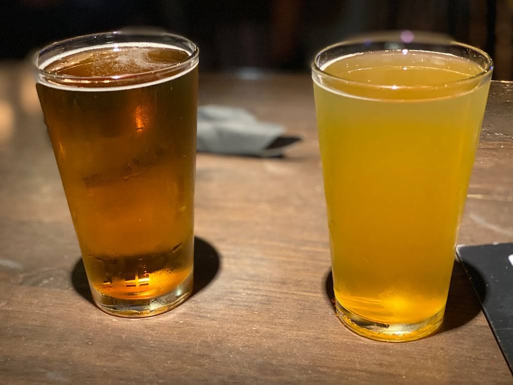 Copper Blues Rock Pub + Kitchen | restaurant | 591 Collection Blvd, Oxnard, CA 93036, USA | 8054575551 OR +1 805-457-5551