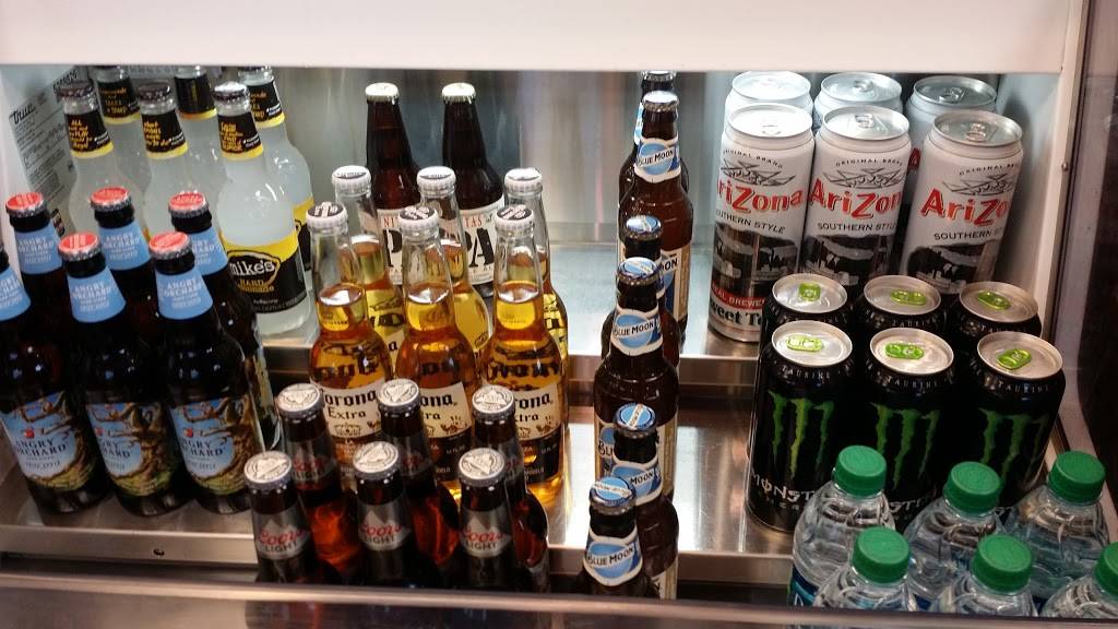 Crazy Mikes Wings | restaurant | 5350 W Bell Rd, Glendale, AZ 85308, USA | 6234636881 OR +1 623-463-6881