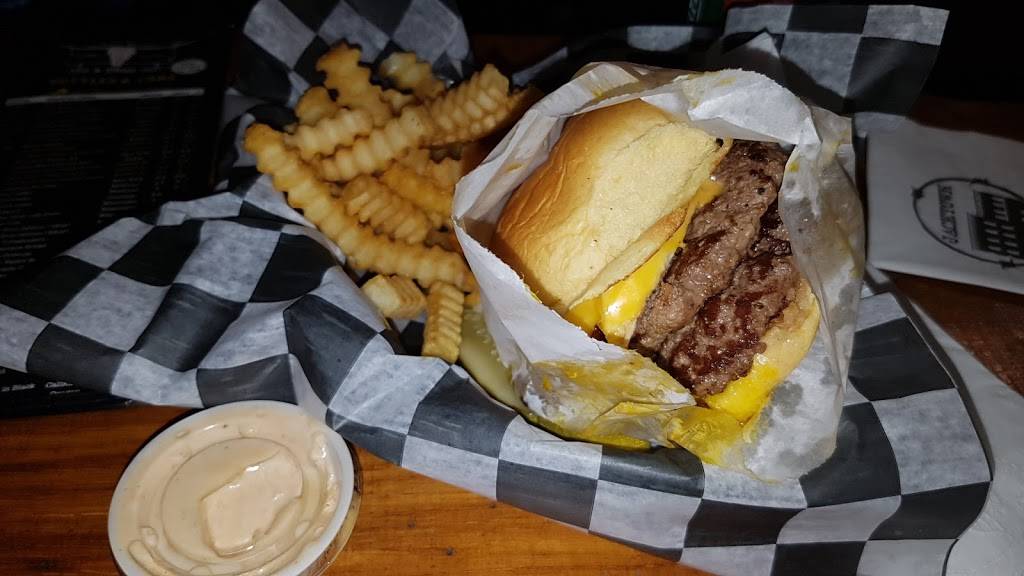Billy Jacks Shack - Harrisonburg | restaurant | 92 S Main St, Harrisonburg, VA 22801, USA | 5404331793 OR +1 540-433-1793