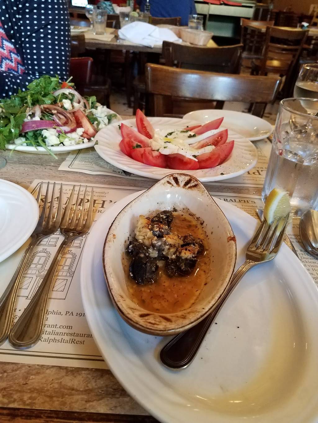 Ralphs Italian Restaurant | restaurant | 760 S 9th St, Philadelphia, PA 19147, USA | 2156276011 OR +1 215-627-6011