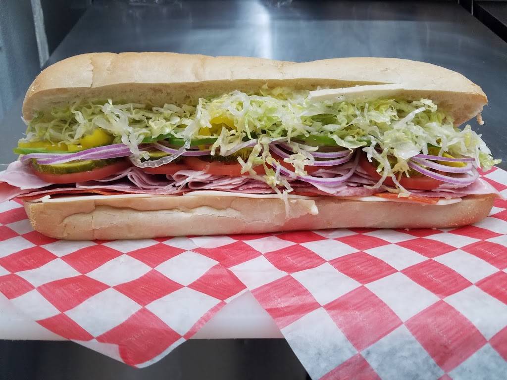 Lolas Pizzeria | restaurant | 16 Church St, North Walpole, NH 03609, USA | 6034457151 OR +1 603-445-7151