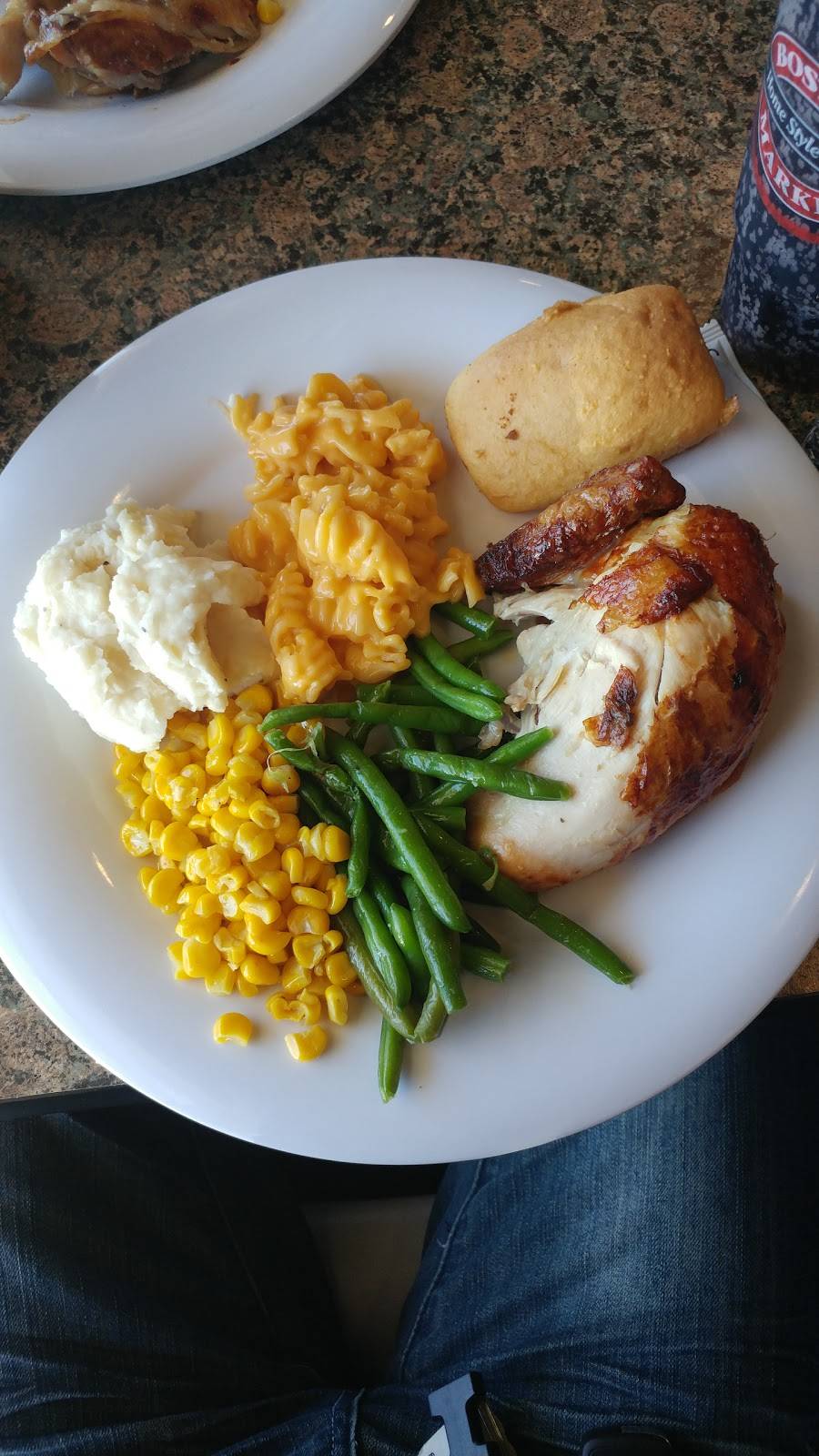 Boston Market | restaurant | 18610 Livernois, Detroit, MI 48221, USA | 3133410111 OR +1 313-341-0111